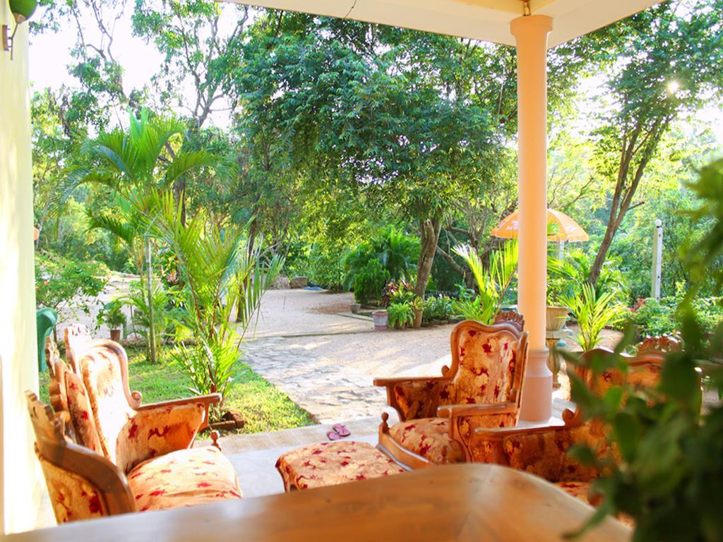 Mount View Hotell Polonnaruwa Eksteriør bilde